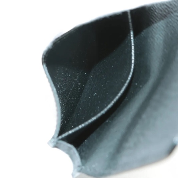 Louis Vuitton Taiga Annvelope Cult De Viste Card Case - M30922 - Picture 5 of 12